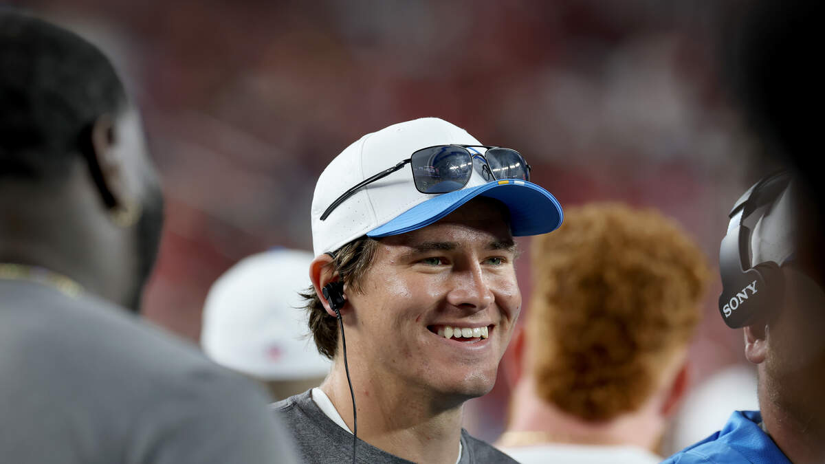 Chiefs vs. Chargers Sept. 5 Viewing Options: TV, Live Stream