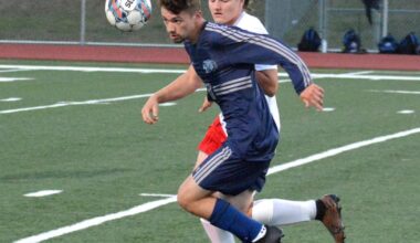 Dutch dump Raiders, 6-1 | Local