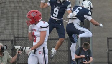 Vargas (4 TDs), Selvais help unbeaten Eagles carve up Central Catholic | Sports