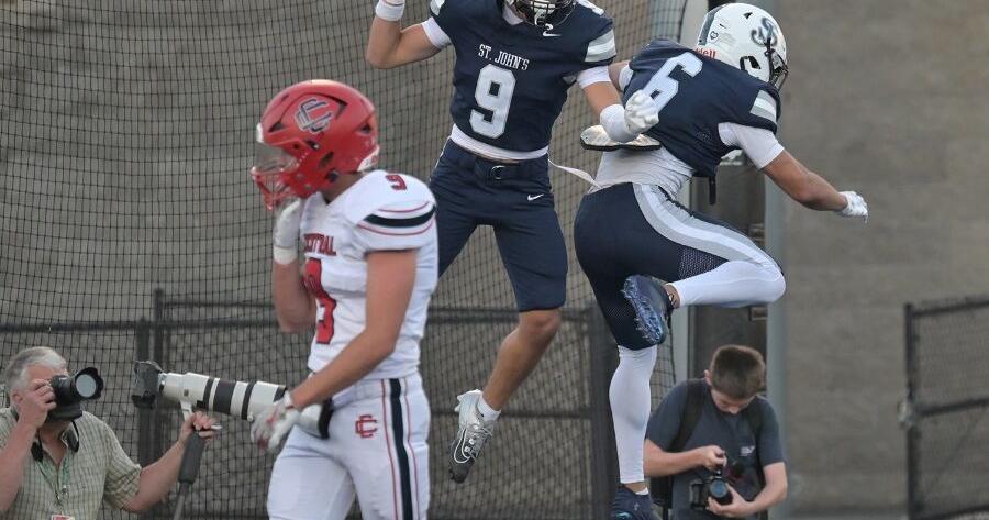 Vargas (4 TDs), Selvais help unbeaten Eagles carve up Central Catholic | Sports