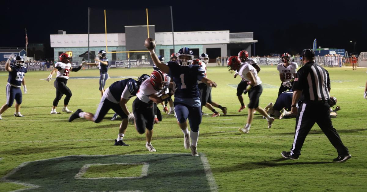 STATEMENT:Bears beat No.2 Eagles 61-30 | Sports