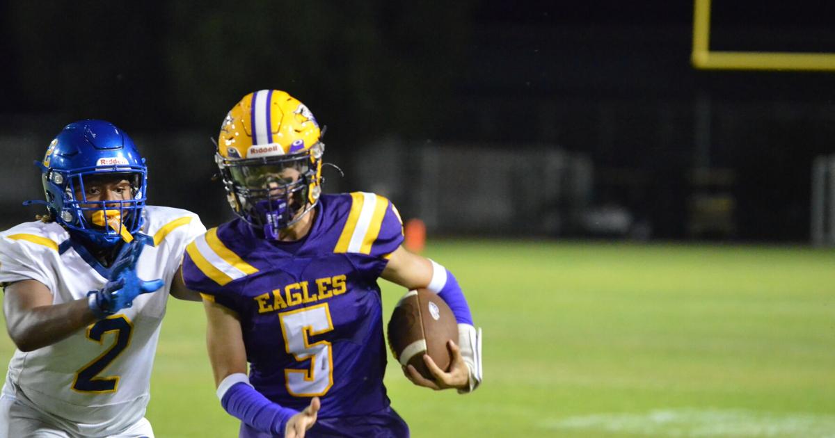 Eagles ignite gridiron in late-game hype | Sports