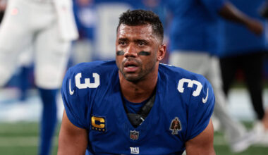 Giants Make Quarterback Change: Report