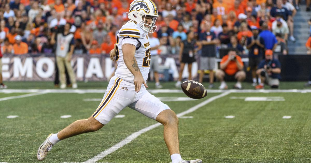 College football picks: Punts trending toward record low as coaches get more aggressive on 4th down | NFL