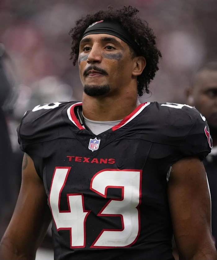 Texans elevate fullback Jakob Johnson to active roster from practice squad