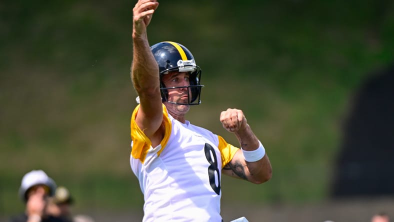 Pittsburgh Steelers QB Aaron Rodgers