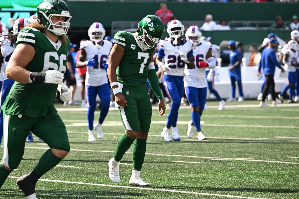 Justin Fields walks off the field after the Jets-Bills game on Sept. 14, 2025. 