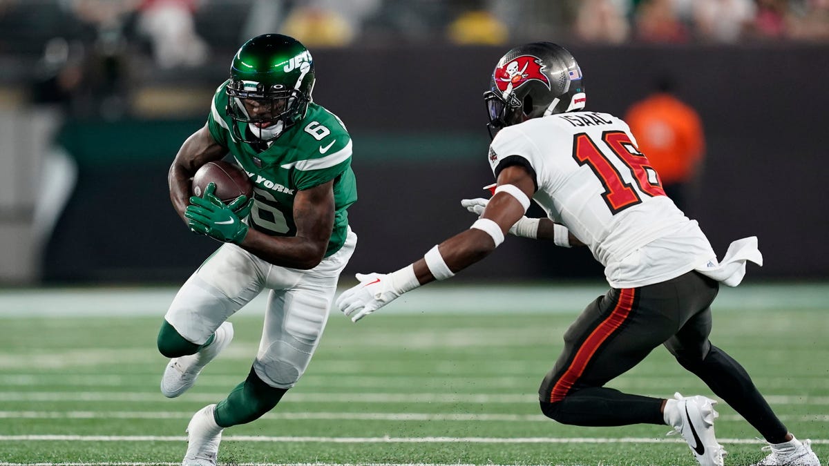Where to watch Jets-Buccaneers NFL game today live: Time, TV schedule, stream