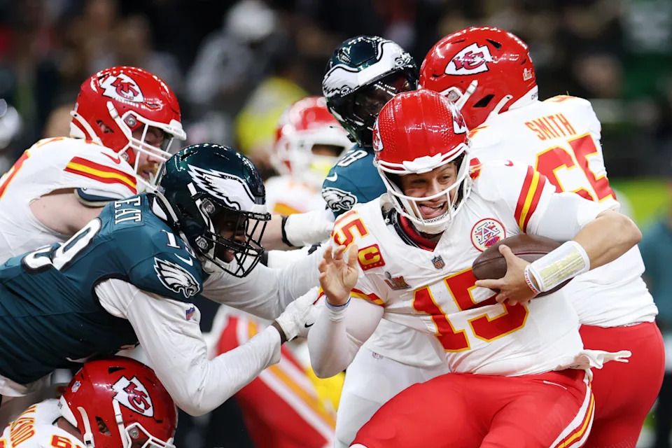 NEW ORLEANS, LOUISIANA - FEBRUARY 09: Patrick Mahomes #15 of the Kansas City Chiefs is sacked by Josh Sweat #19 and Jalyx Hunt #58 of the Philadelphia Eagles in the second quarter during Super Bowl LIX at Caesars Superdome on February 09, 2025 in New Orleans, Louisiana. (Photo by Jamie Squire/Getty Images)Jamie Squire&sol;Getty Images