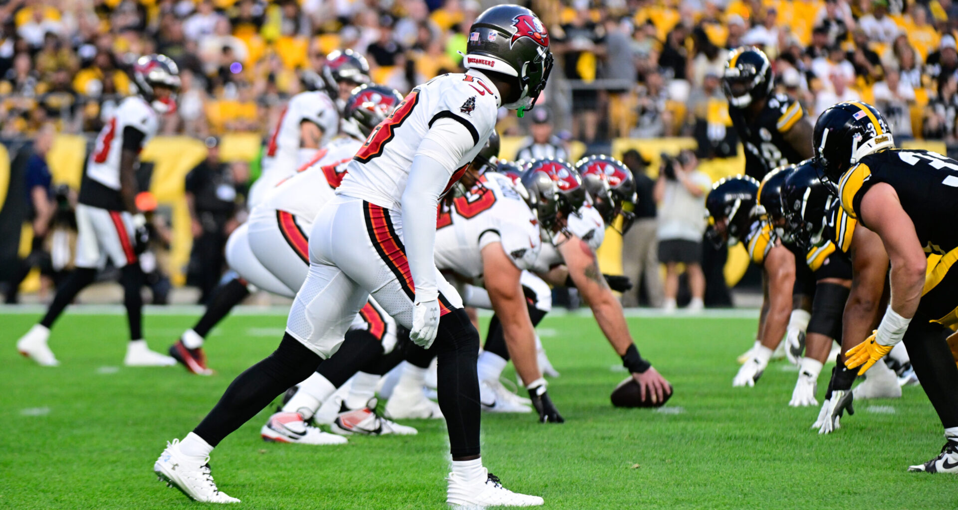 Steelers Host Free Agent Wide Receiver for Visit