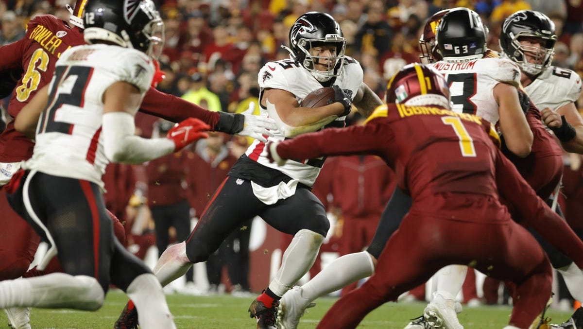 Tyler Allgeier player props odds, tips and betting trends for Week 1