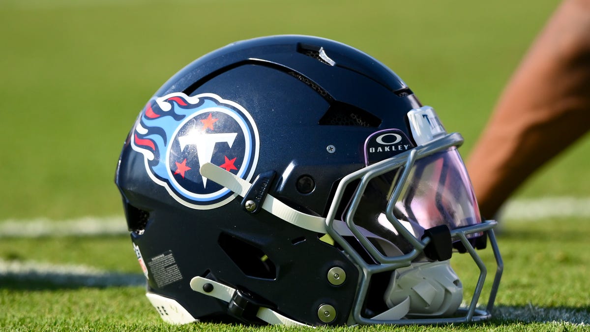 Tennessee Titans work out five players on Friday