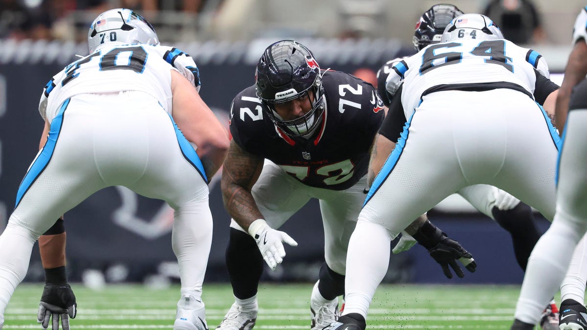 Texans DL Tommy Togiai has relatable moment when he made the team