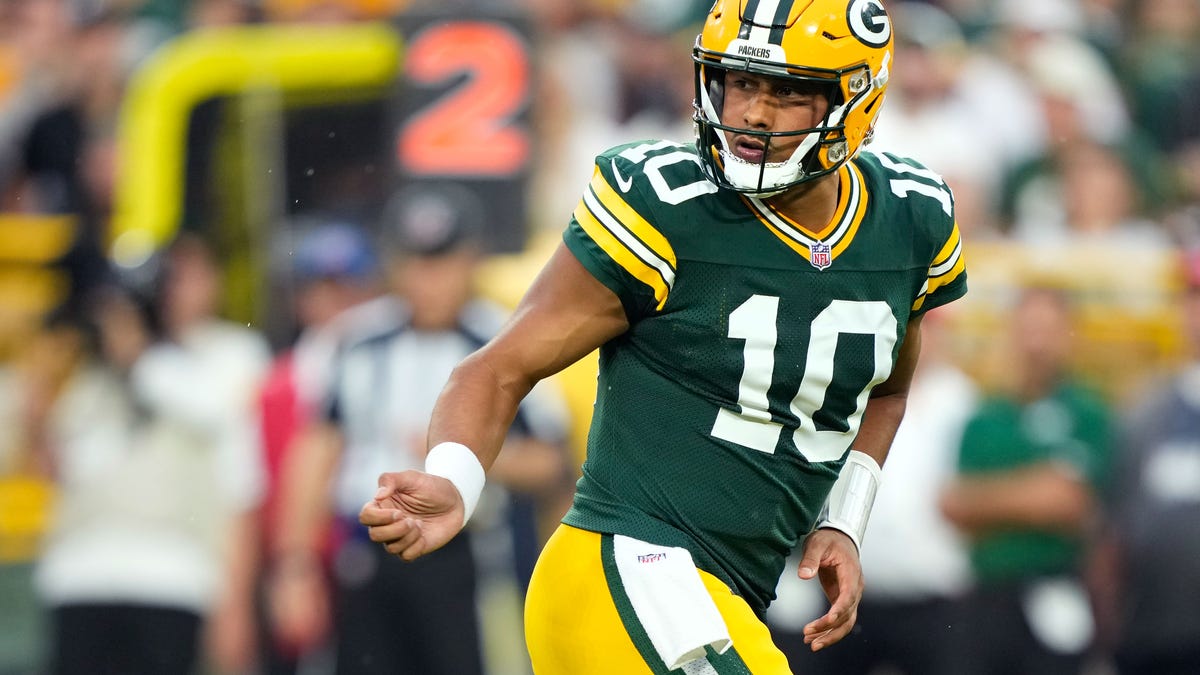 Green Bay Packers vs Detroit Lions predictions, picks, odds for Sunday