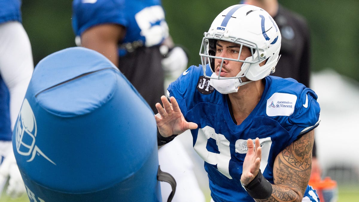 Will Colts' DE play vs. Titans in Week 3?