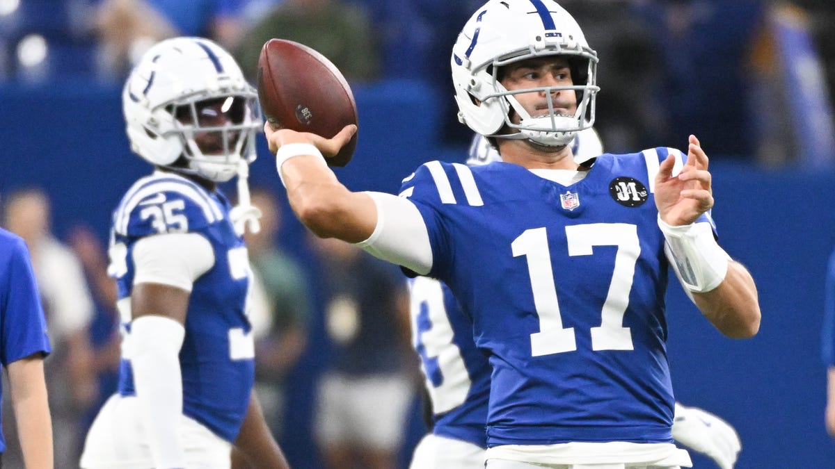 Indianapolis Colts vs Miami Dolphins predictions, picks for Sunday