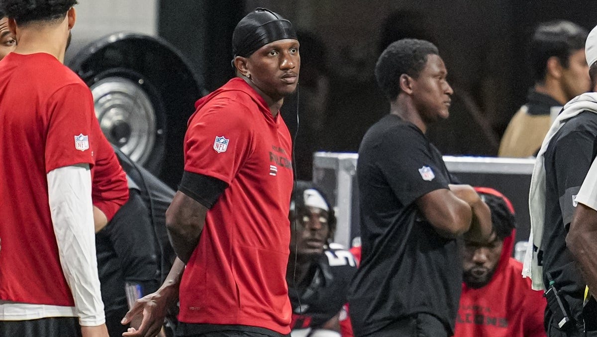 Buccaneers vs. Falcons spread, line, over/under