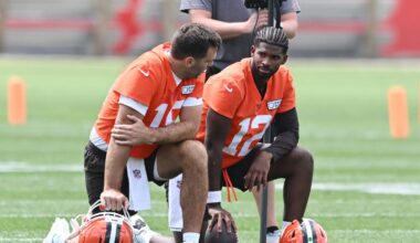 Browns QBs Flacco, Shedeur Sanders make bet on Delaware vs. Colorado