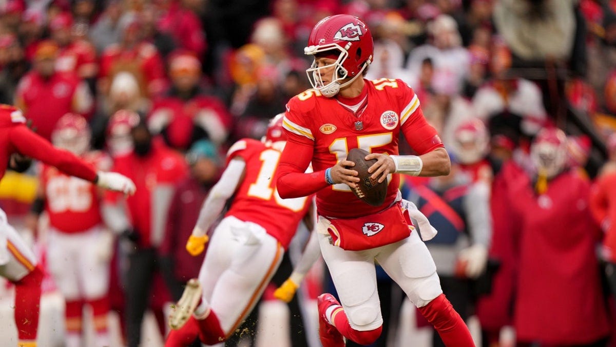 Chiefs vs. Chargers odds, tips and betting trends