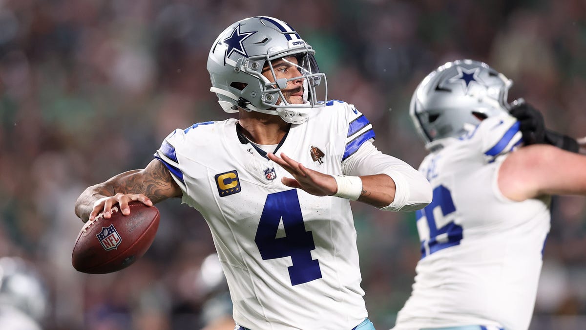 Cowboys QB Dak Prescott surprised over Jalen Carter spitting at him