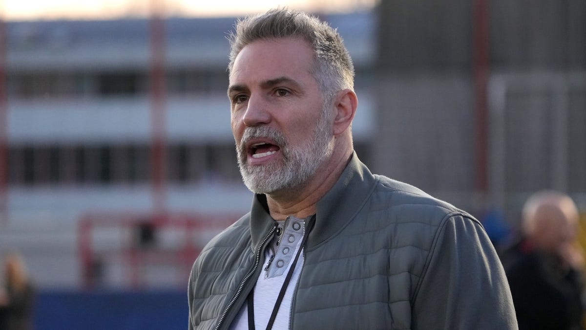 Steelers' 2025 playoff odds questioned by NFL legend Kurt Warner