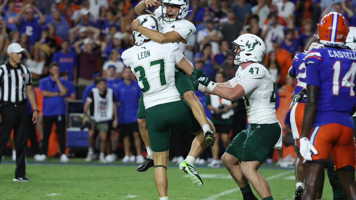 Son of former Bucs kicker gives USF win over No. 13 Florida