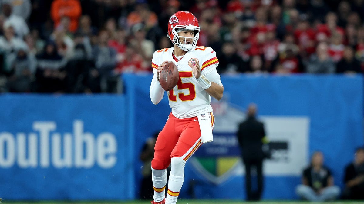 Mahomes earned top grade in Chiefs' Week 1 loss to Chargers