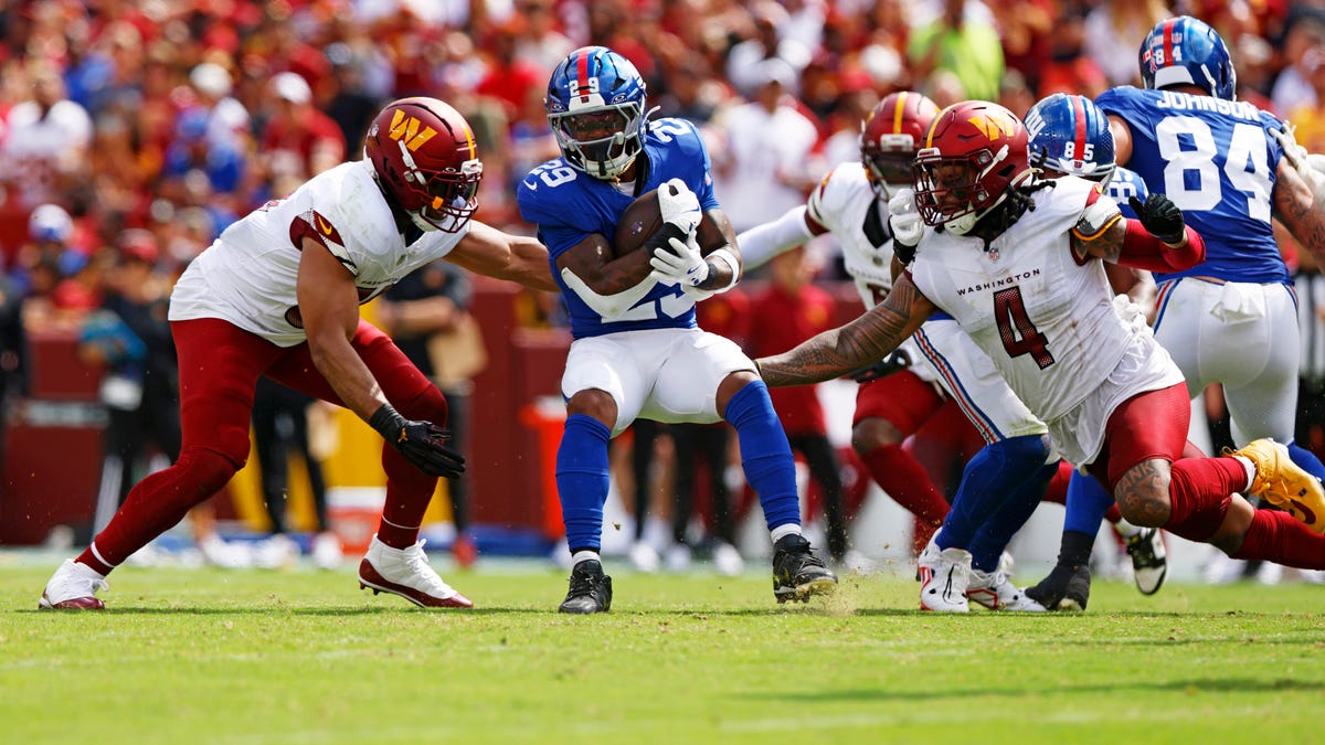 New York Giants players already questioning Mike Kafka's play-calling?