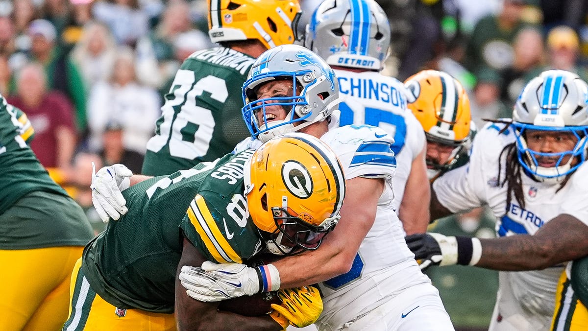 LB Jack Campbell returns to practice