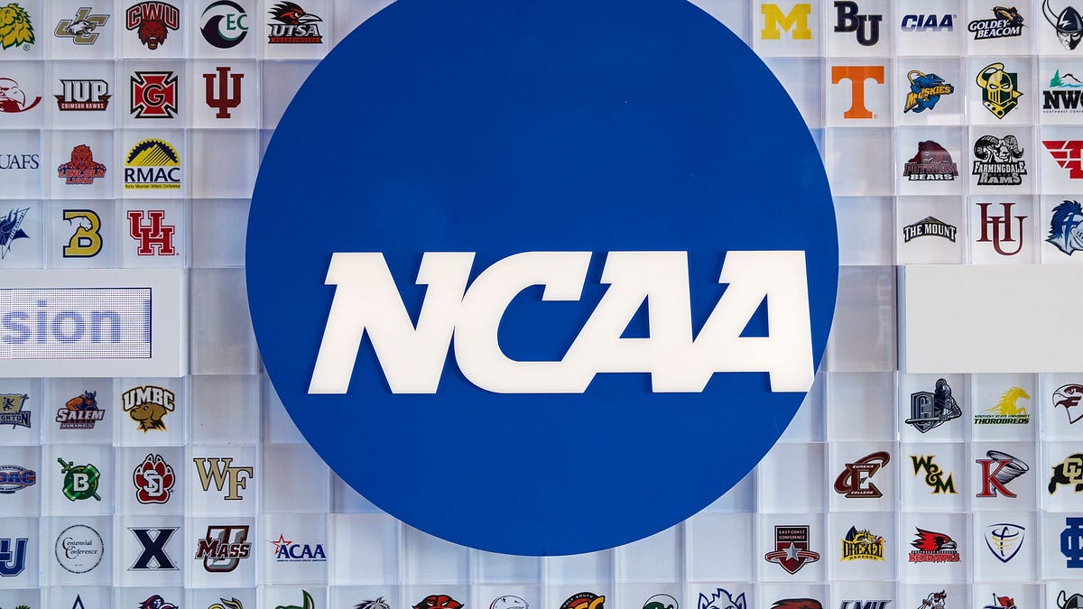 NCAA eliminates spring transfer portal window for college football