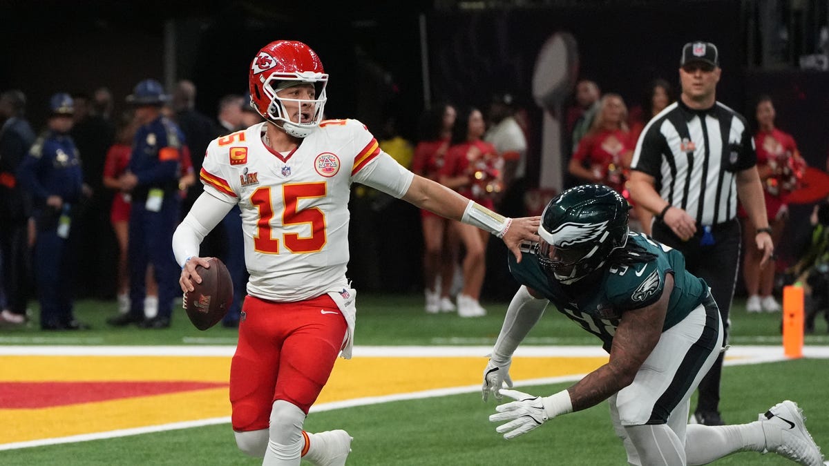 NFL's puzzling Jalen Carter decision is bad news for Chiefs in Week 2
