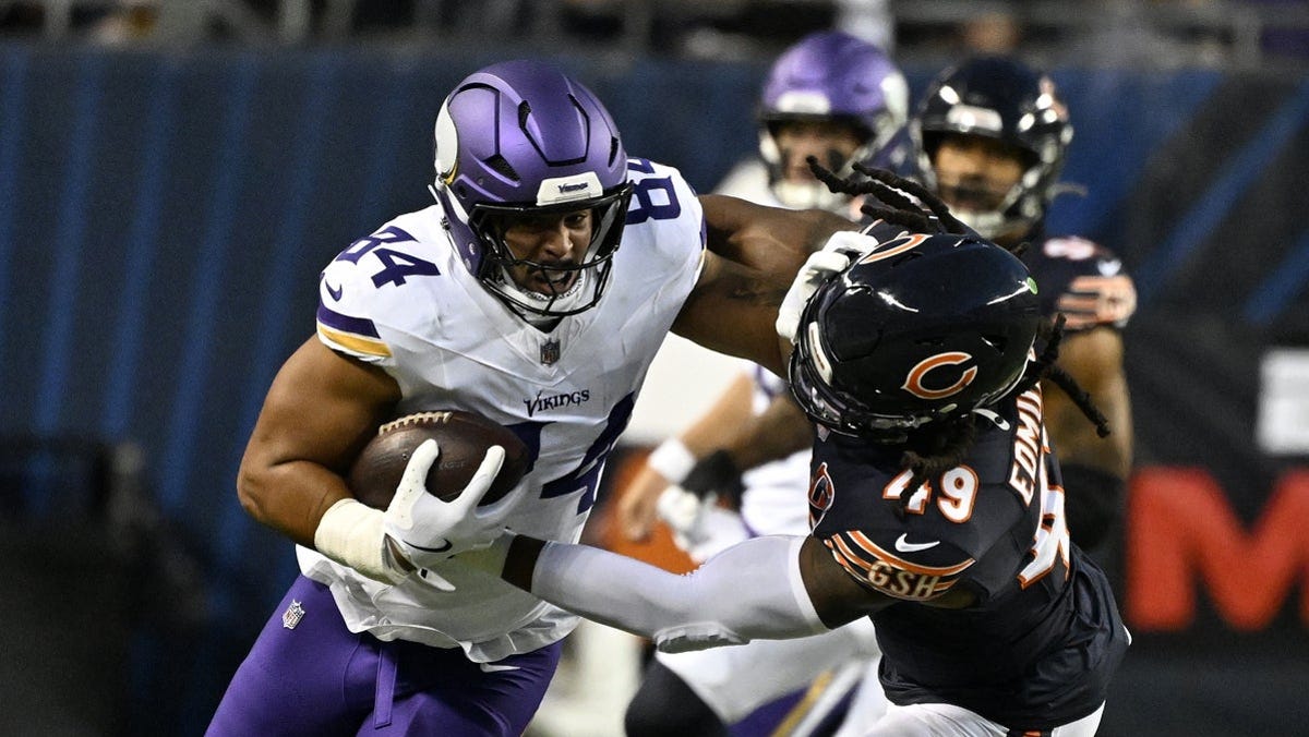 Josh Oliver injury update, status vs. Bengals in Week 3