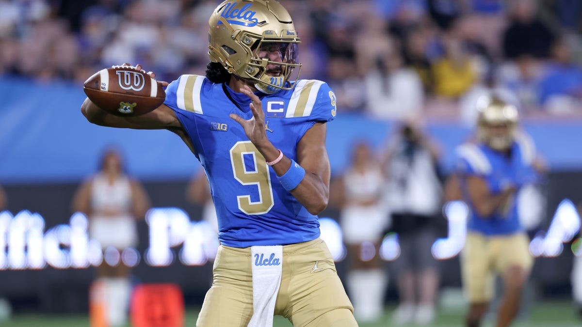 Nico Iamaleava and UCLA are off to a very rough start