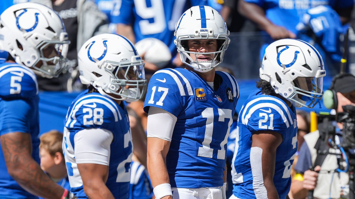 Broncos at Colts odds, picks and predictions