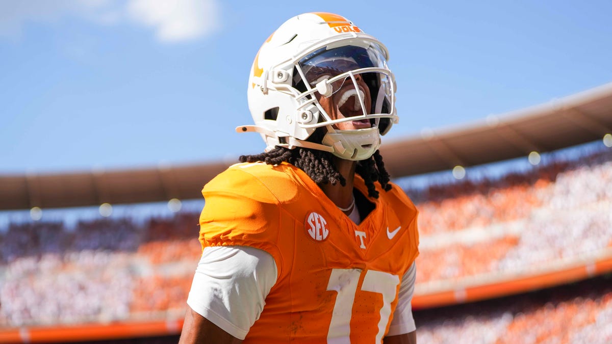 Where to watch Tennessee-UAB football game: time, SEC schedule