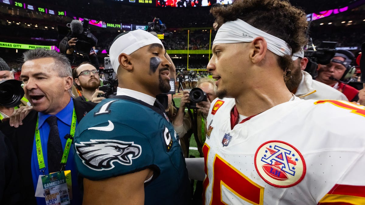 Where to watch Chiefs-Eagles game today: Time, NFL schedule