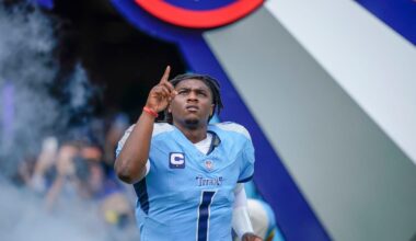 Cam Ward carries Titans to first win