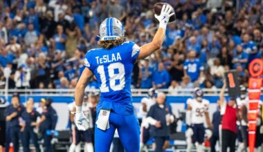 Isaac TeSlaa crazy catch, clock issue help Detroit