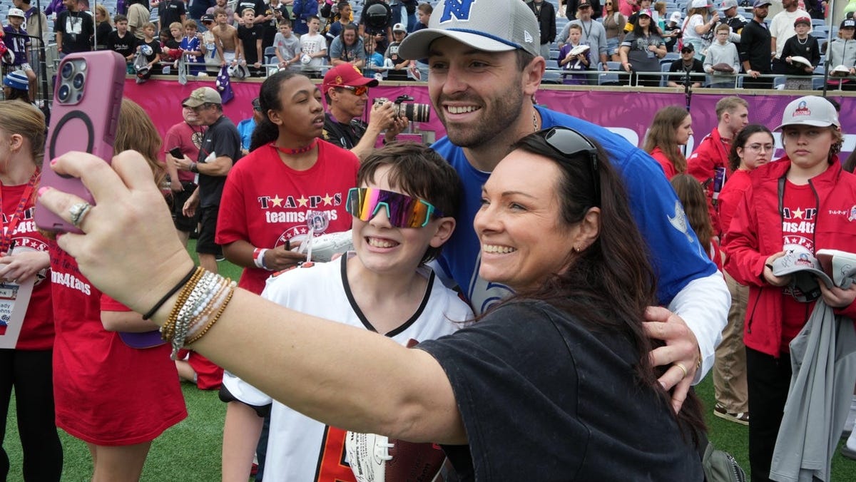 Buccaneers vs. Eagles odds, tips and betting trends