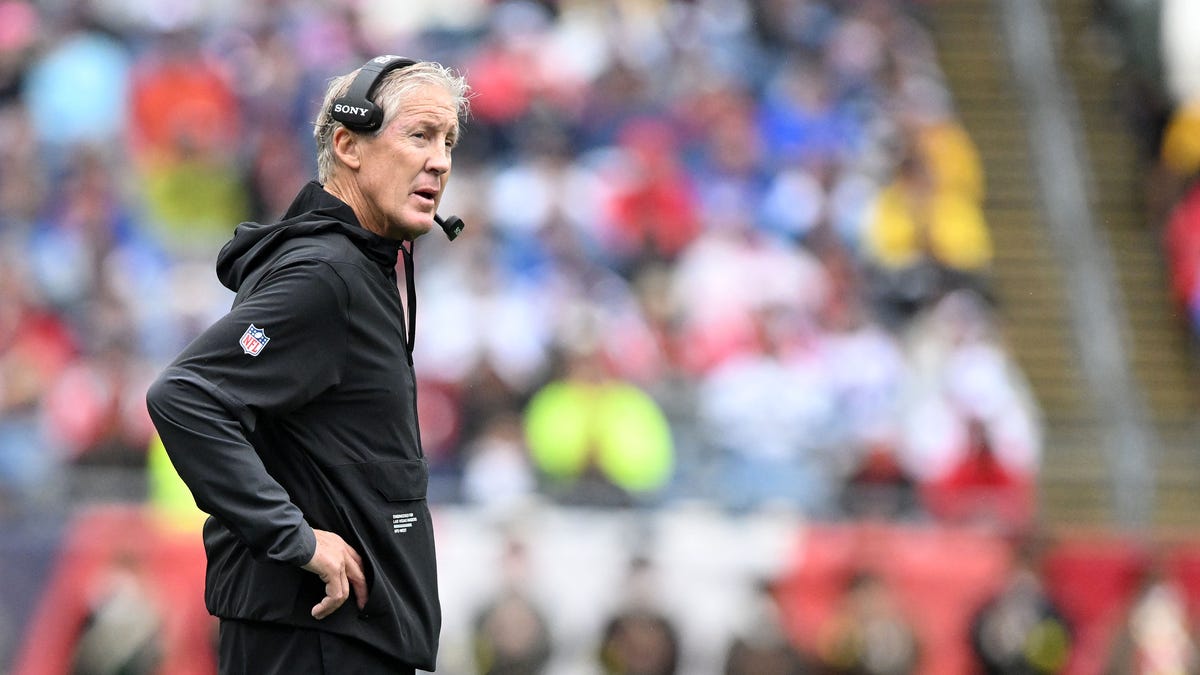 Raiders vs. Chargers live updates: Start time, TV channel