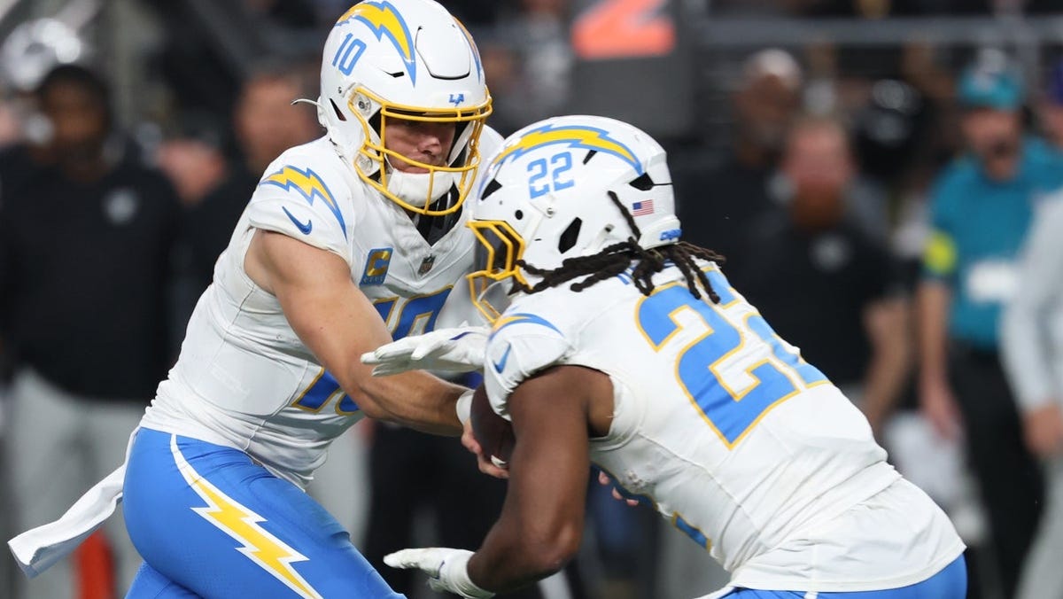 Najee Harris player props odds, tips and betting trends for Week 3