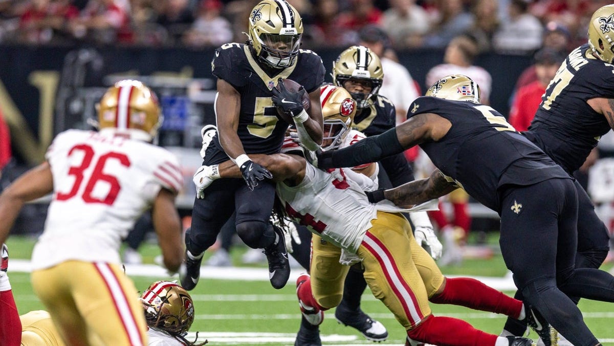 Kendre Miller player props odds, tips and betting trends for Week 3