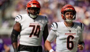 What time do the Bengals play Sunday? Who do they face?