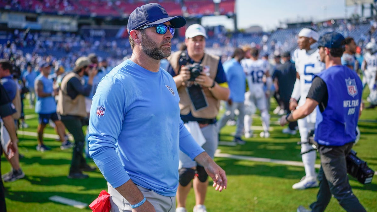 Tennessee Titans first half mistake included K-ball not being available