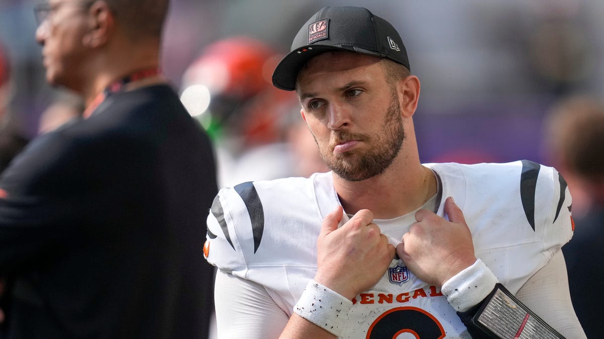 NFL insider doesn’t think Bengals will go after Kirk Cousins-level QB
