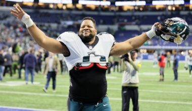 Eagles' Jalen Carter gets some advice from a one-time NFL villain