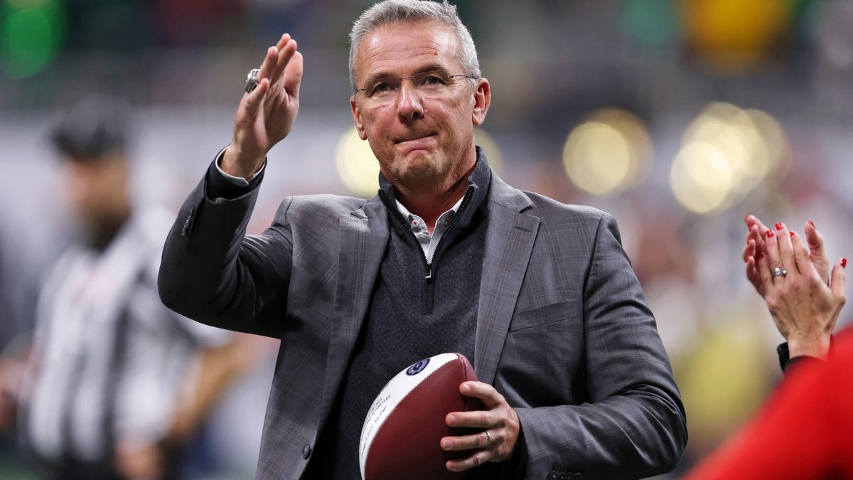 Lost again with Hugh Freeze, Auburn needs Urban Meyer to fix this mess