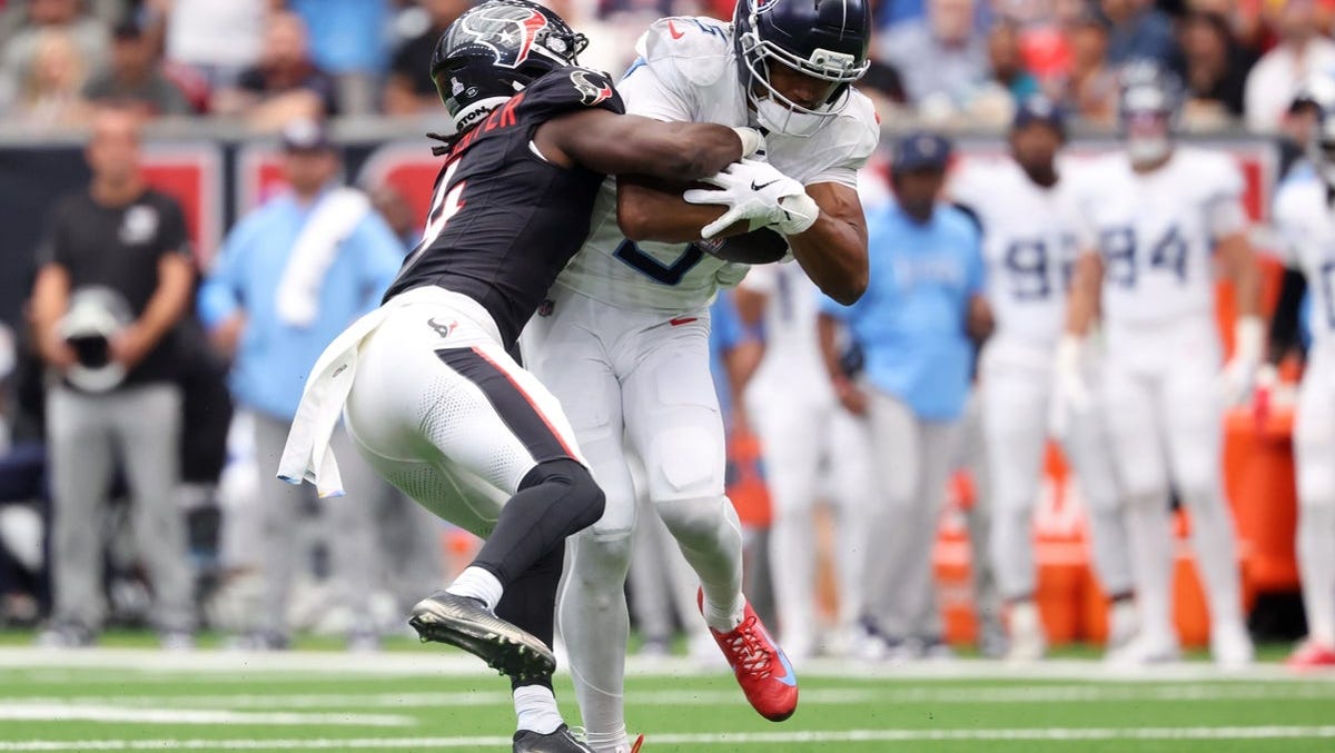 Get tickets to see Elic Ayomanor vs. the Cardinals