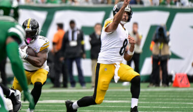 Aaron Rodgers Could Reach Career Milestones vs. Seahawks