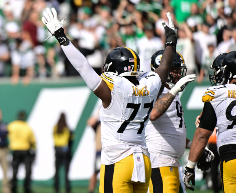 Pittsburgh Steelers OT Broderick Jones
